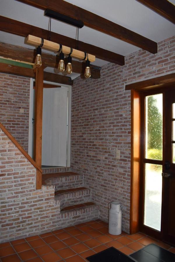 Familieverblijf De Groene Specht สเลาส์ ภายนอก รูปภาพ